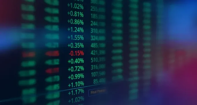 ഇന്ത്യൻ ബാങ്കുകൾക്ക് ചരിത്ര നേട്ടം; രാജ്യത്ത് ലിസ്റ്റ് ചെയ്ത ബാങ്കുകളുടെ ആകെ അറ്റാദായം ഒരു ലക്ഷം കോടി കടന്നു