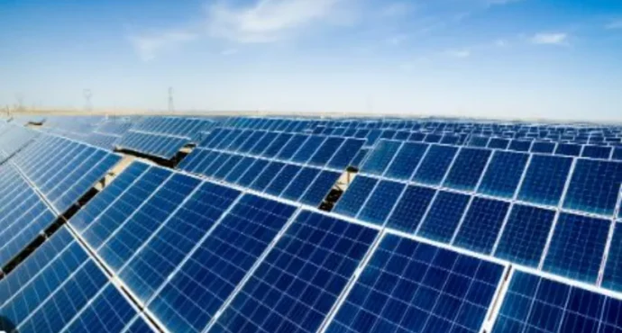 സൗരോർജ്ജ ഉൽപ്പാദനത്തിൽ റെക്കോർഡ് നേട്ടവുമായി ഇന്ത്യ